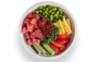 tuna poke bowl